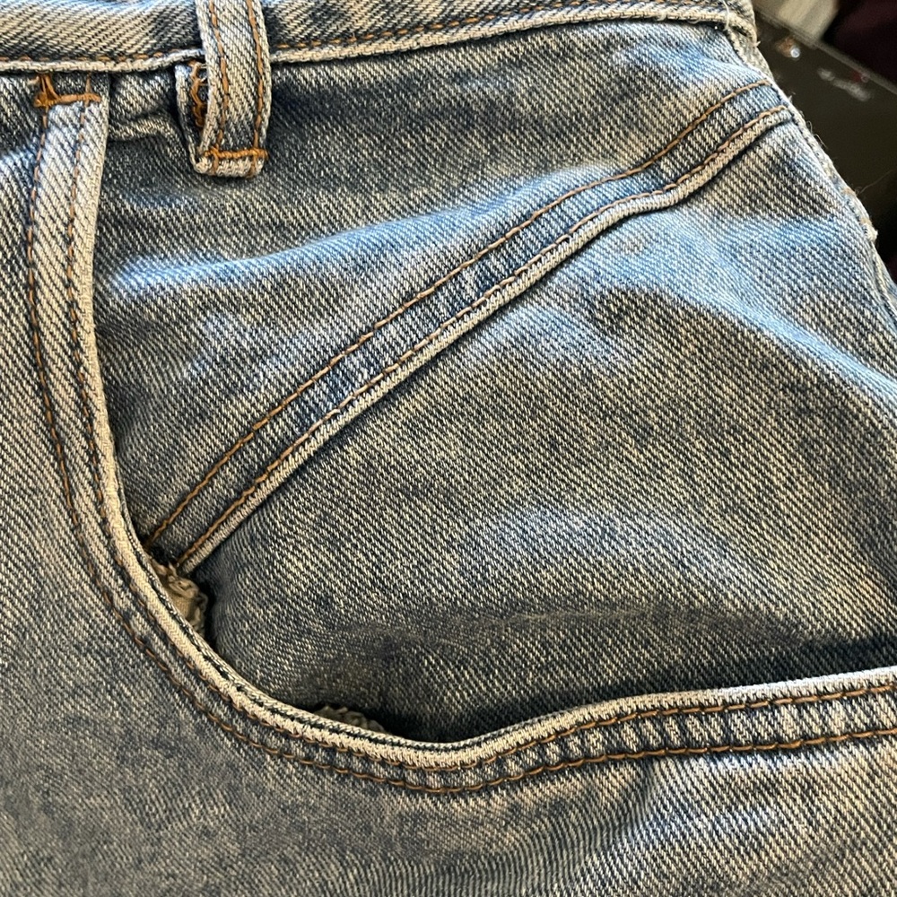 🔥 bill blass Vintage High Waisted Mom Shorts - Picture 4 of 10